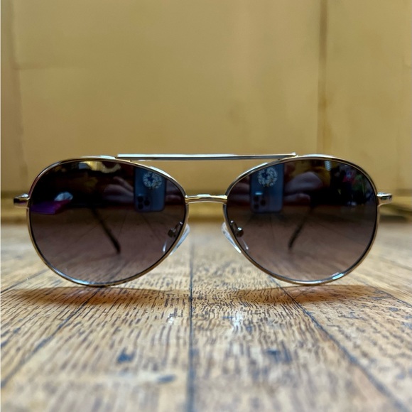 Betsy Johnson Aviator Sunglasses - Picture 1 of 11